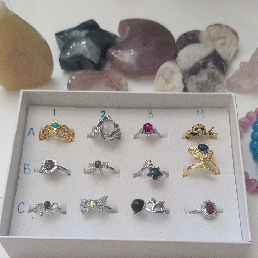 Elegant Gold and Silver Women's Ring Set